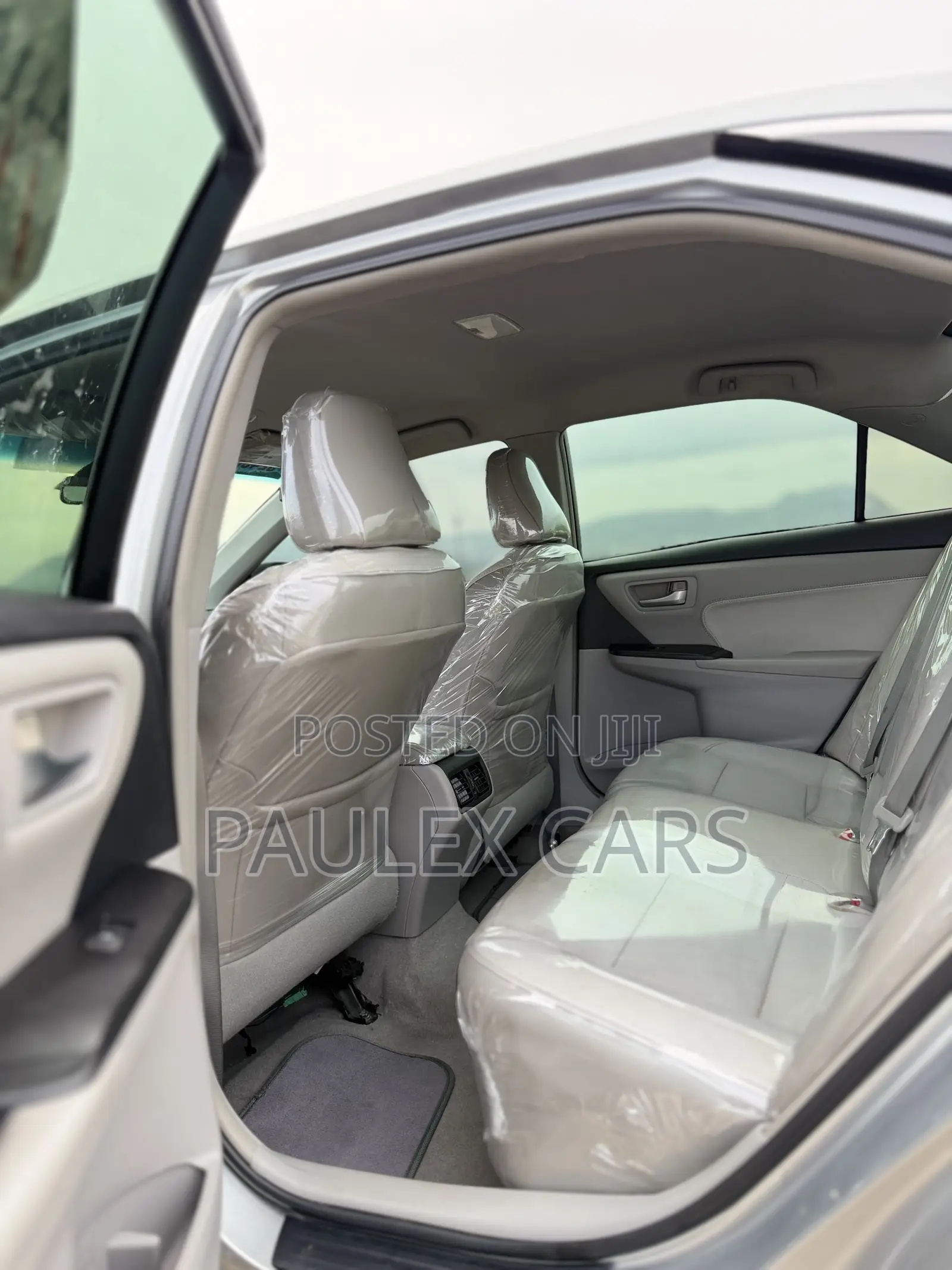 Toyota Camry XLE 4dr Sedan (2.5L 4cyl 6A) 2016 Silver