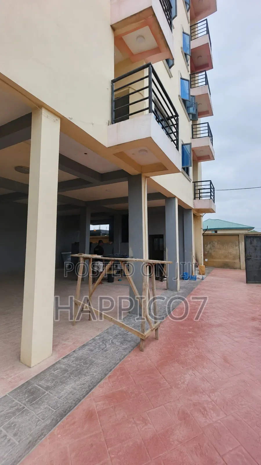 2bdrm Block of Flats in Sabo / Yaba for rent