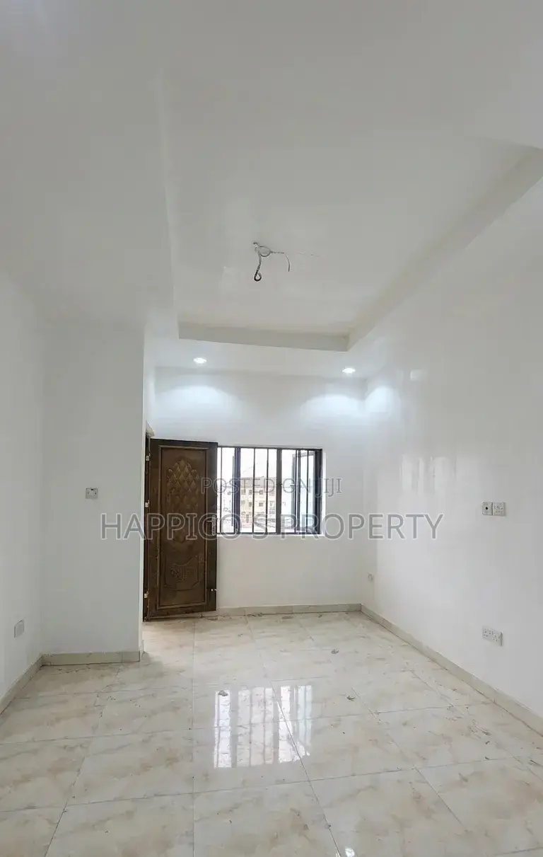 2bdrm Block of Flats in Sabo for rent