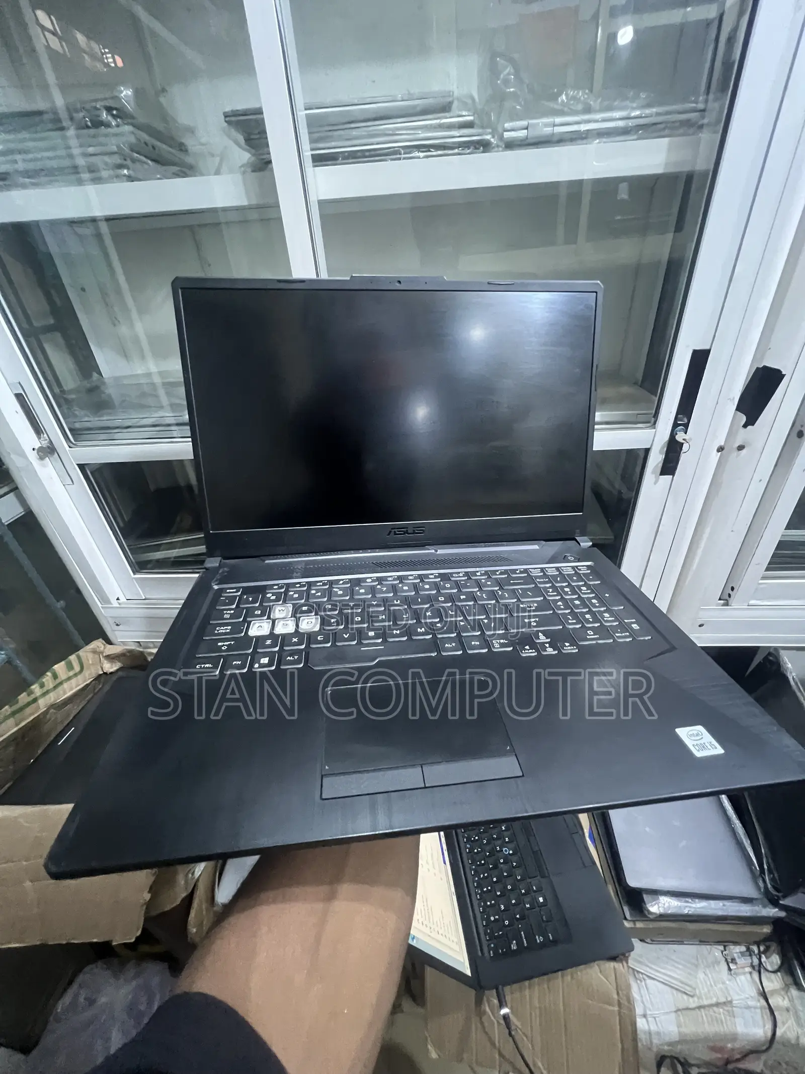 Laptop Asus TUF Gaming F17 16GB Intel Core i5 SSD 512GB