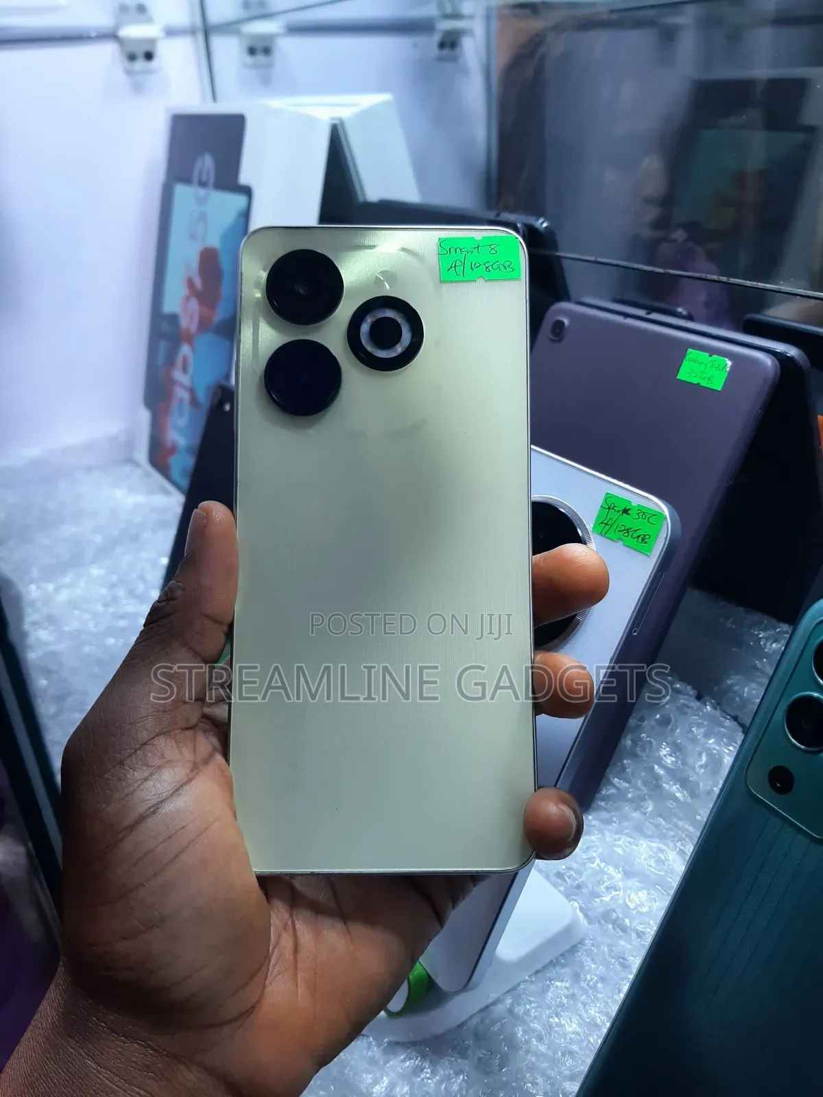 Infinix Smart 8 128 GB Gold