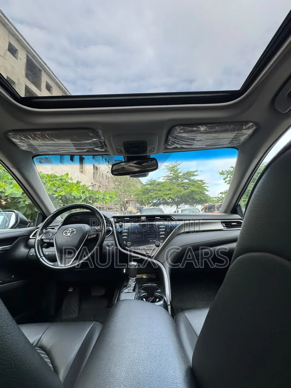Toyota Camry SE FWD (2.5L 4cyl 8AM) 2018 Black