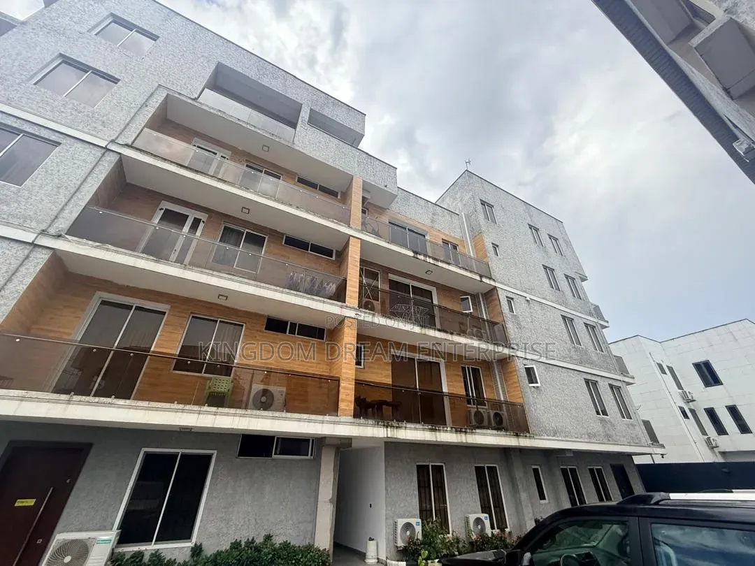 4bdrm Maisonette in Mojisola Onikoyi for rent