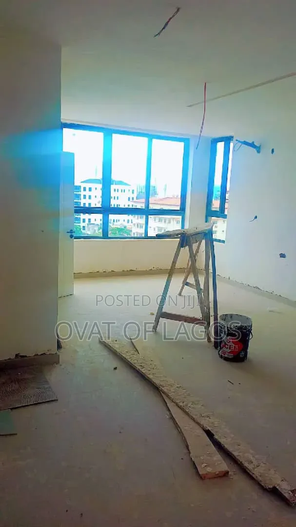 2bdrm Apartment in Victoria Island for sale