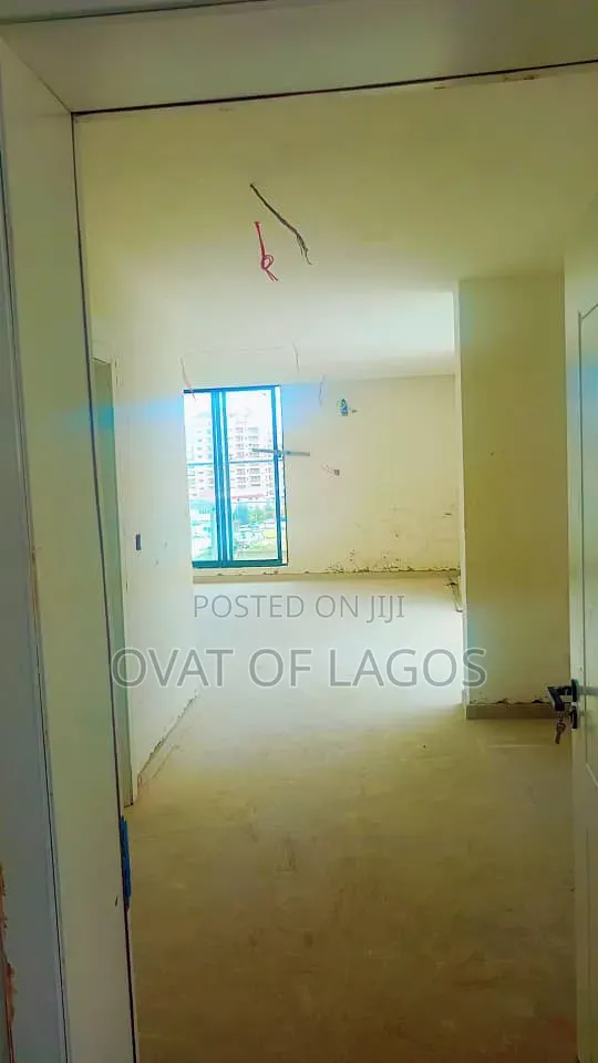 2bdrm Apartment in Victoria Island for sale