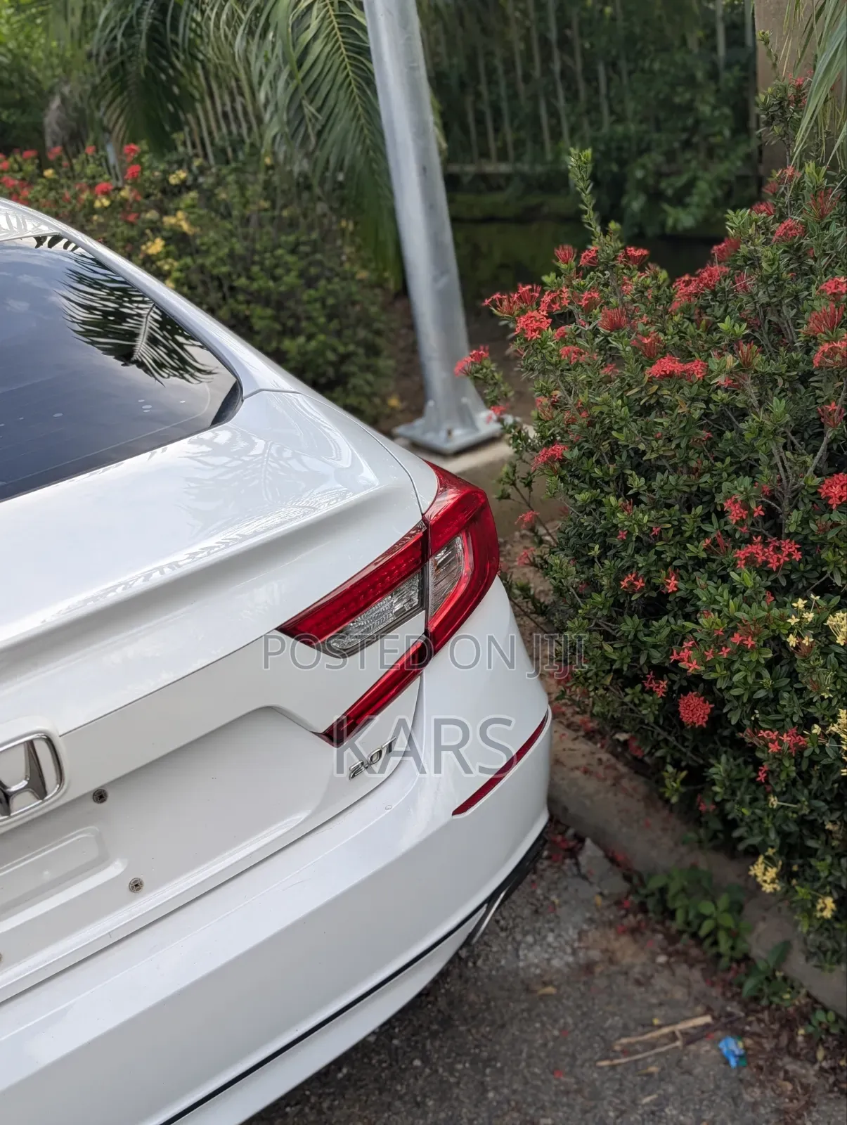 Honda Accord Touring 2.0T 2018 White