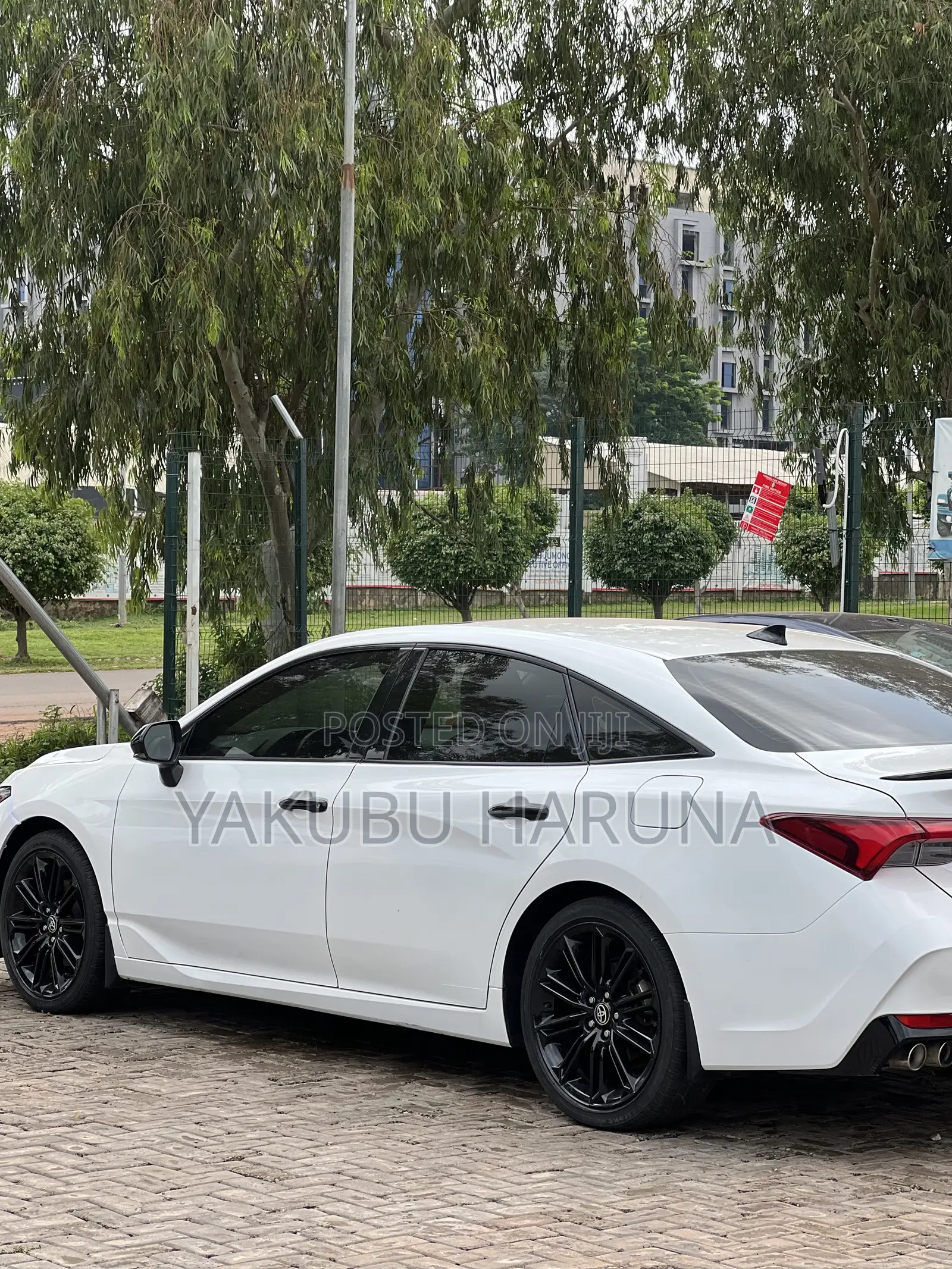 Toyota Avalon XSE FWD Sedan (3.5L V6 8A) 2019 White