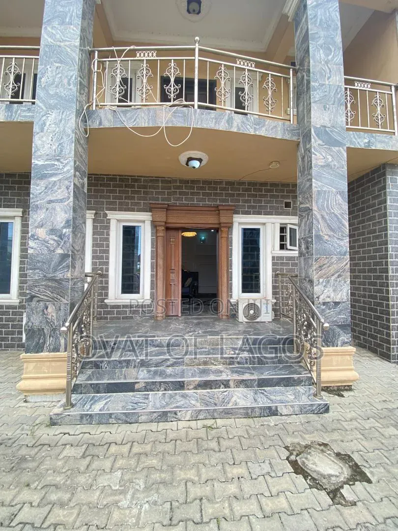 Furnished 5bdrm Duplex in Lekki Scheme 2, for sale