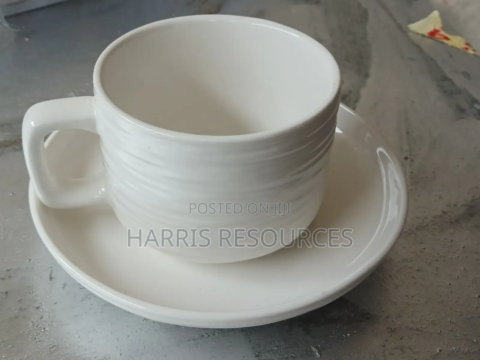 SMP 6pieces Saucers and Tea Cups