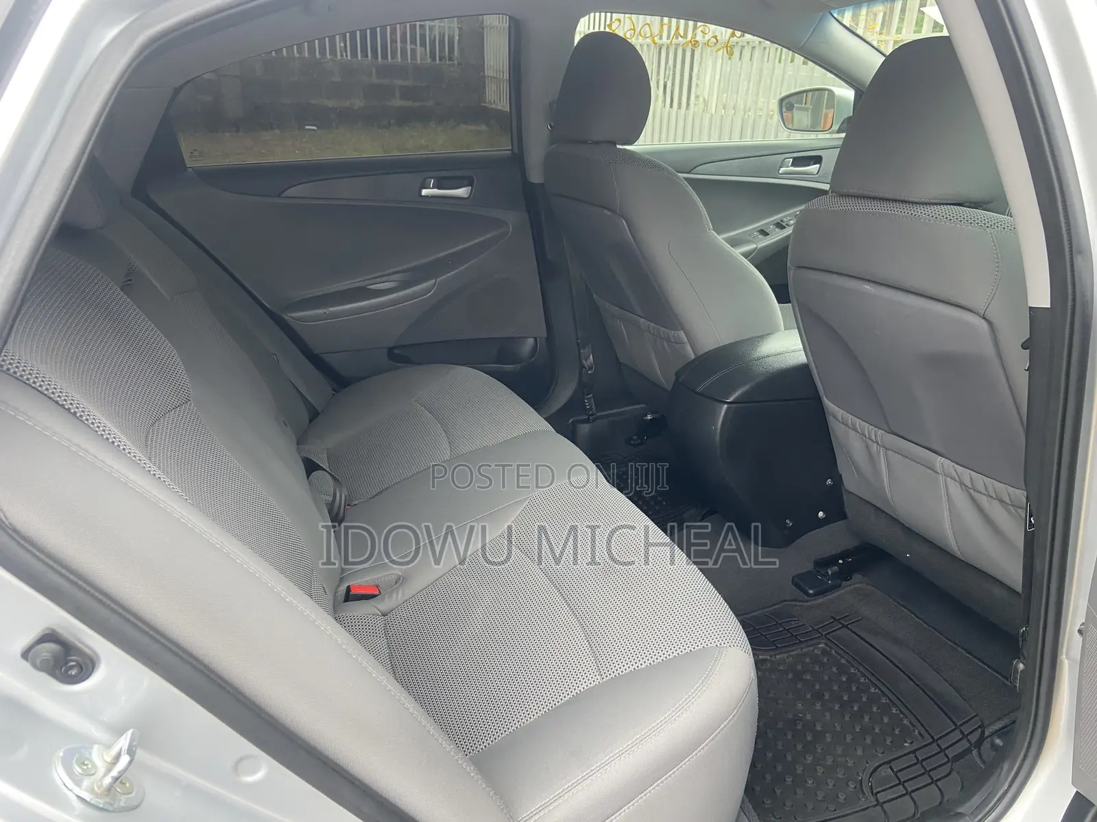 Hyundai Sonata GLS Sedan FWD (2.4L 4cyl 6A) 2013 Silver