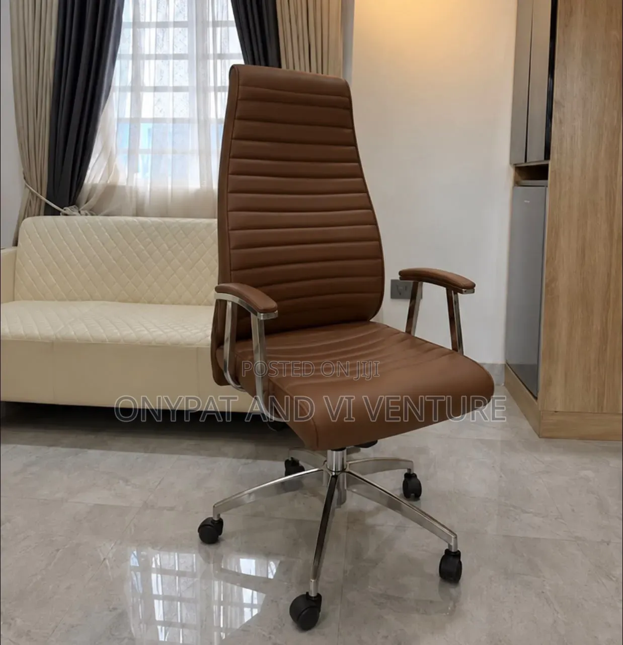 Quality Office and Home Swivel and Visitors Chair