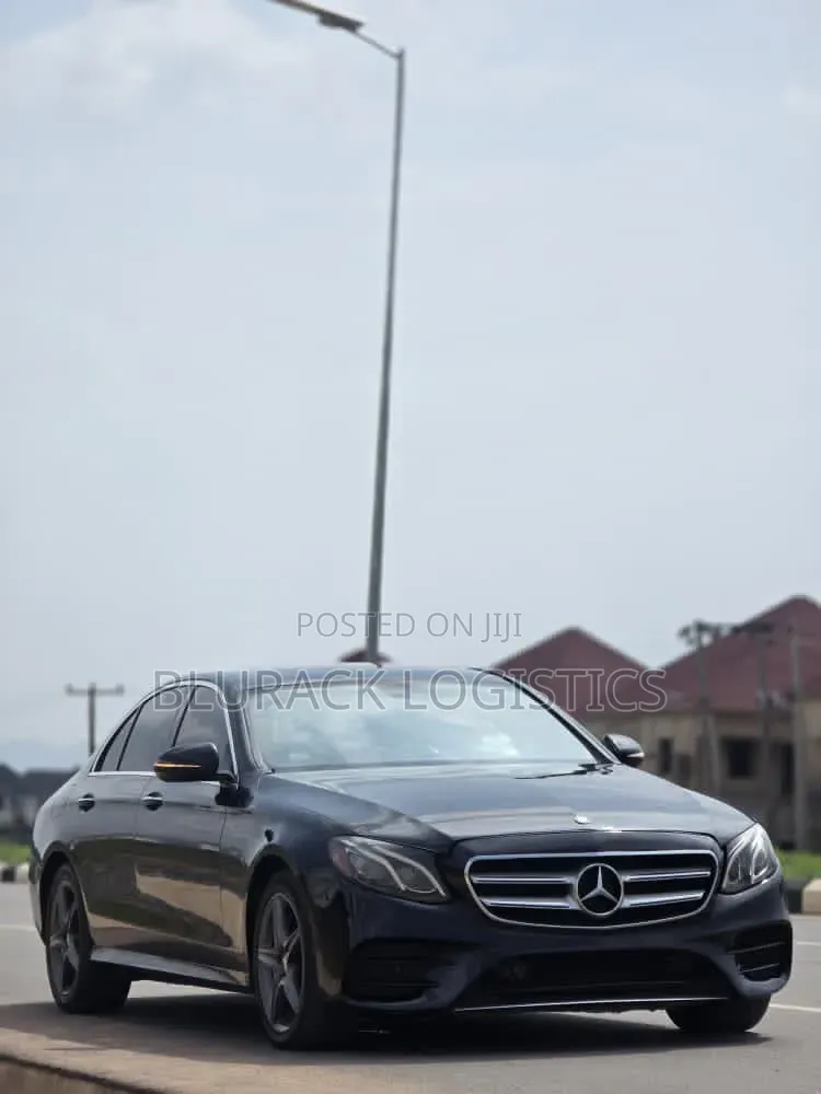 Mercedes-Benz E300 2016 Black