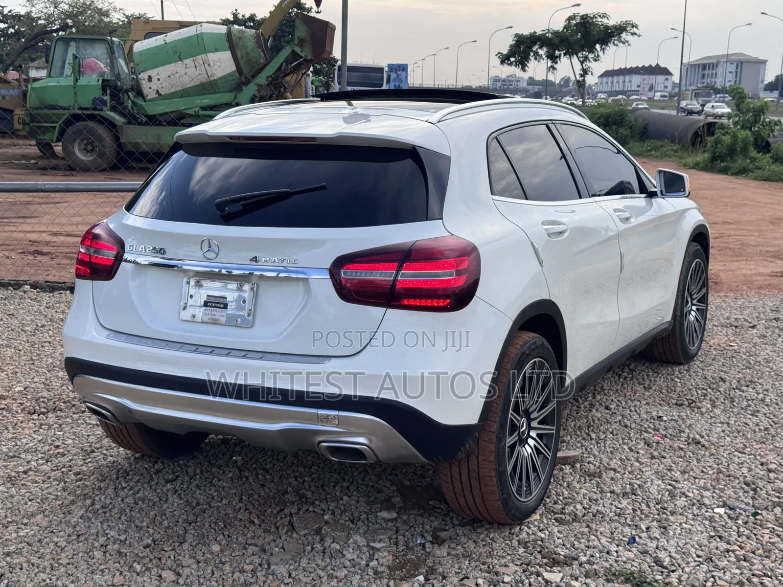 Mercedes-Benz GLA 250 2017 White