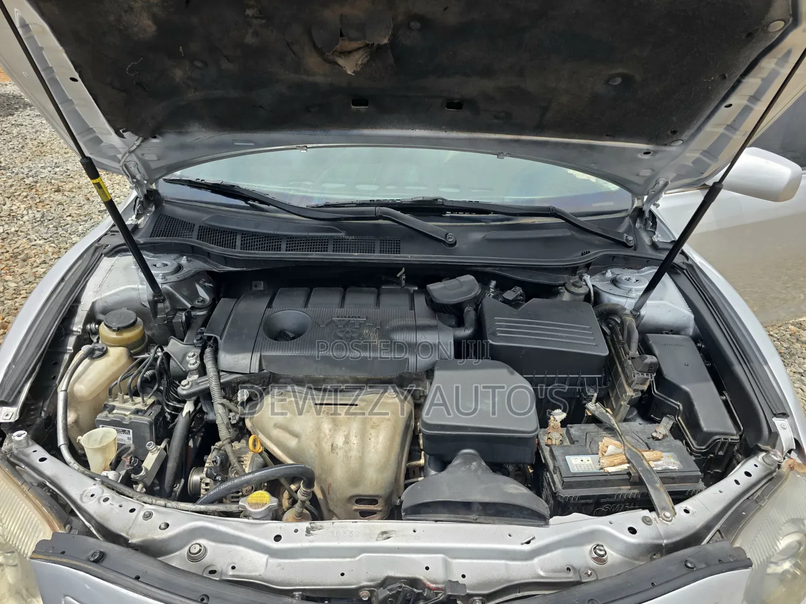 Toyota Camry 2010 Silver