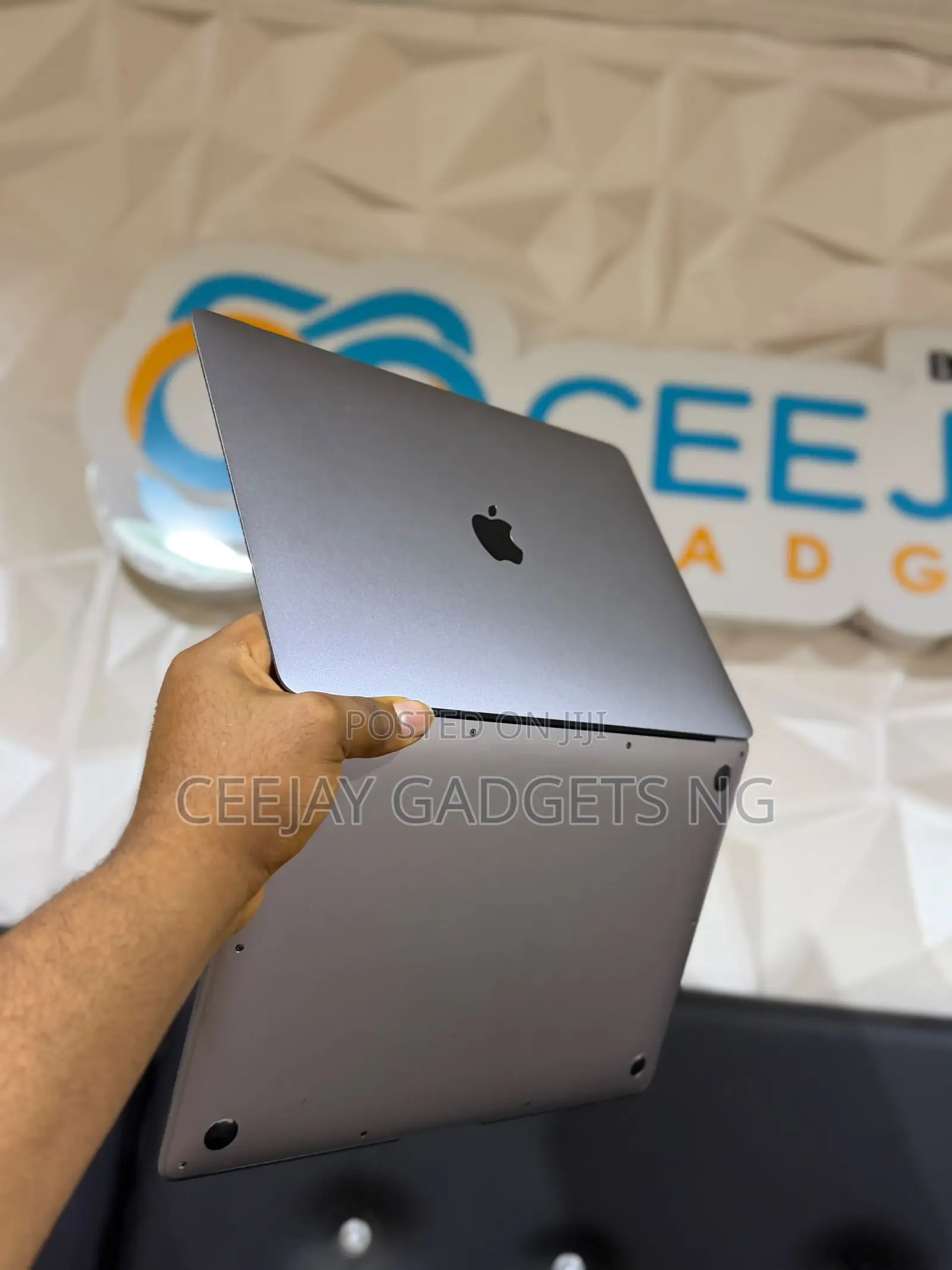 Laptop Apple MacBook Air 2020 M1 16GB Apple M1 SSD 256GB