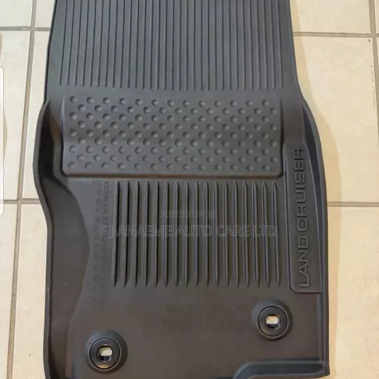 Follow Come Toyota Landcuriser 2026 Floor Rug Car Mat Factory Fitted
