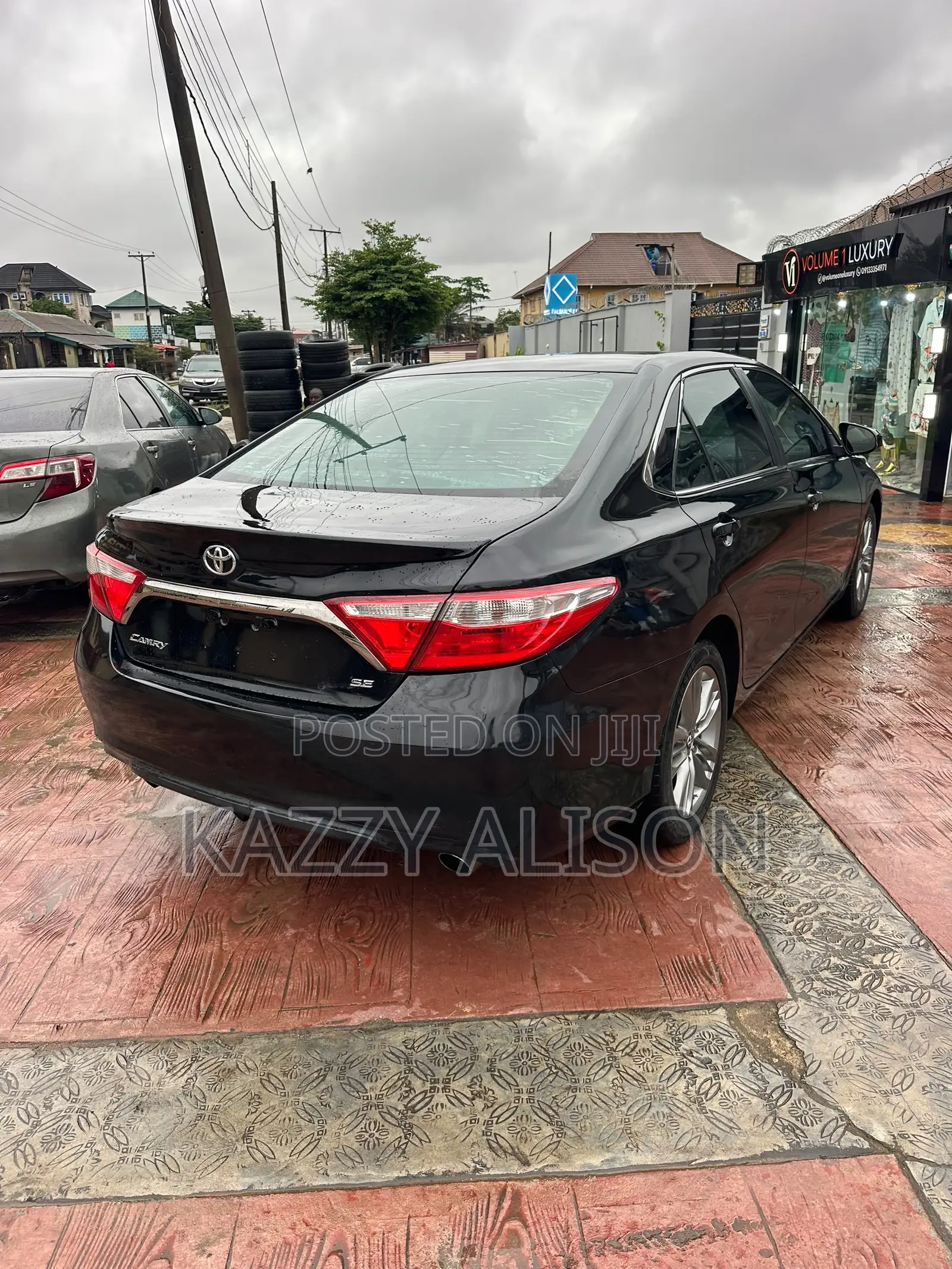Toyota Camry SE w/Special Edition Pkg (2.5L 4cyl 6A) 2016 Black