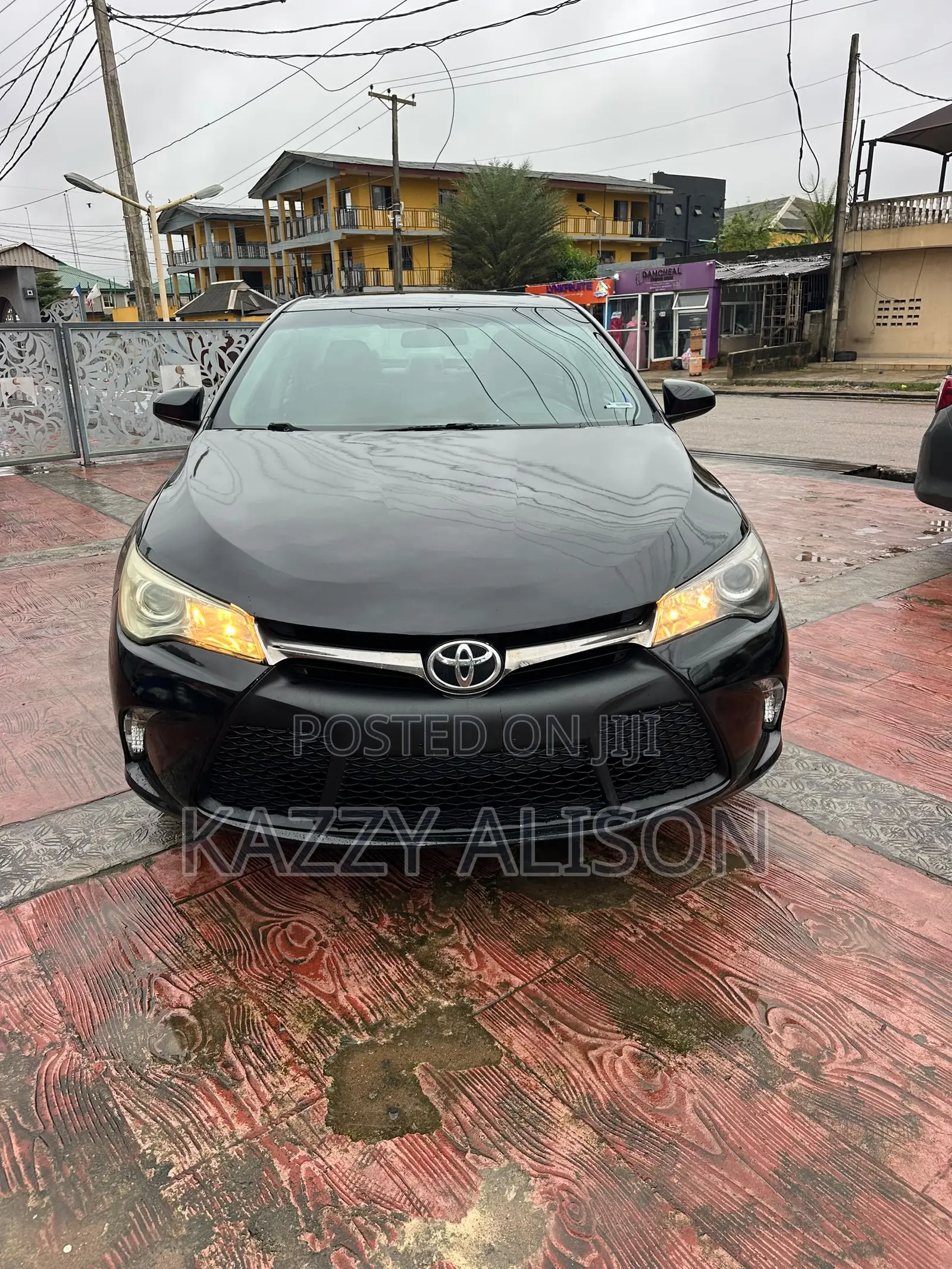 Toyota Camry SE w/Special Edition Pkg (2.5L 4cyl 6A) 2016 Black
