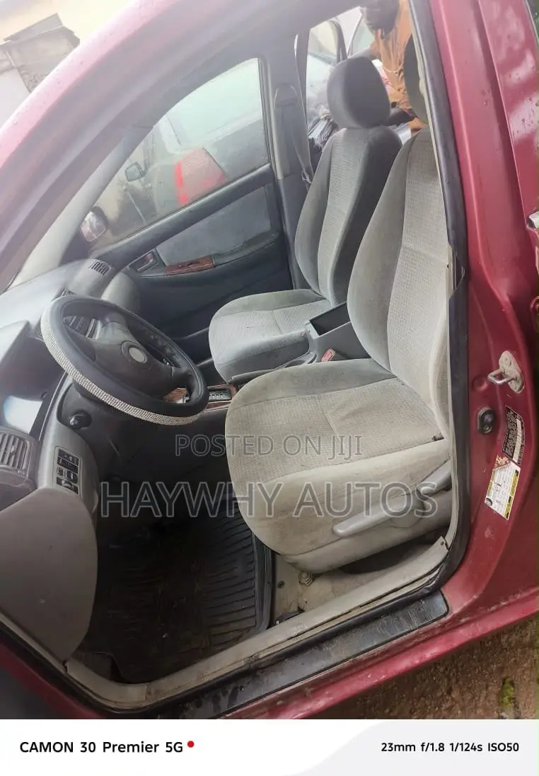 Toyota Corolla 2005 Red