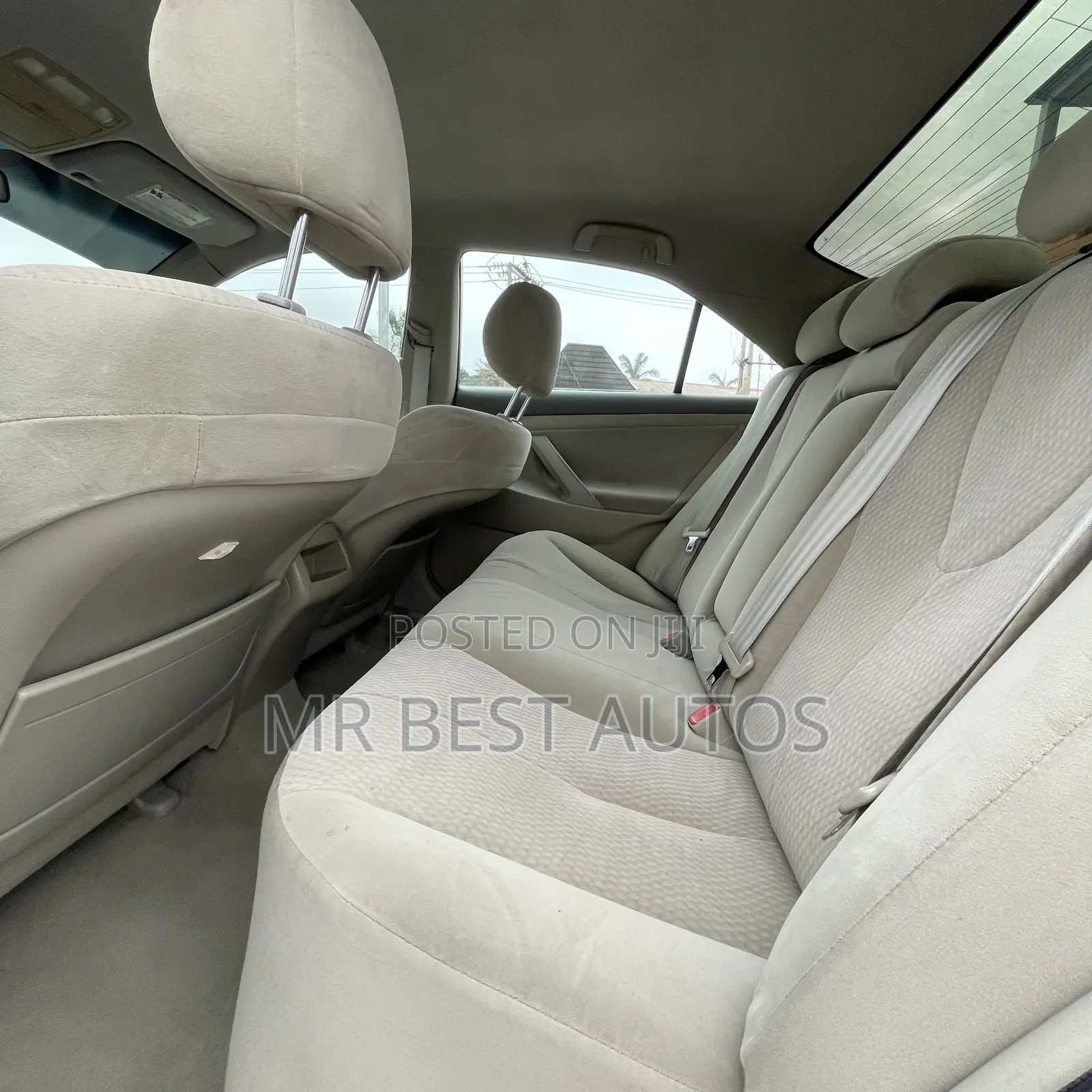 Toyota Camry LE 4dr Sedan (2.5L 4cyl 6AM) 2010 Green