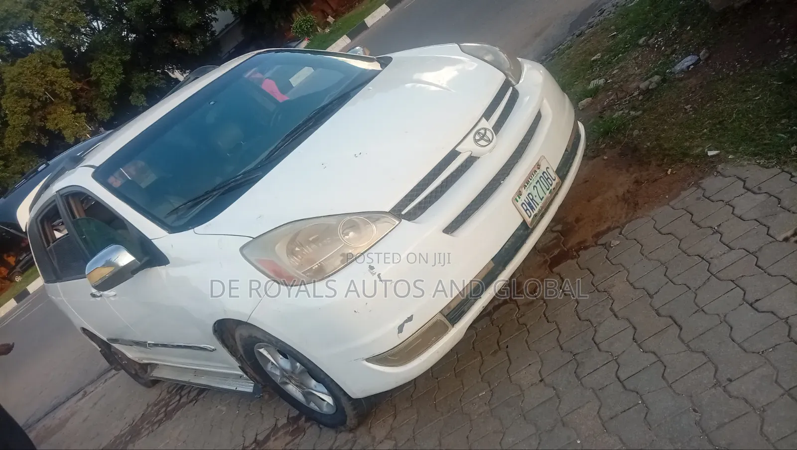 Toyota Sienna 2005 White