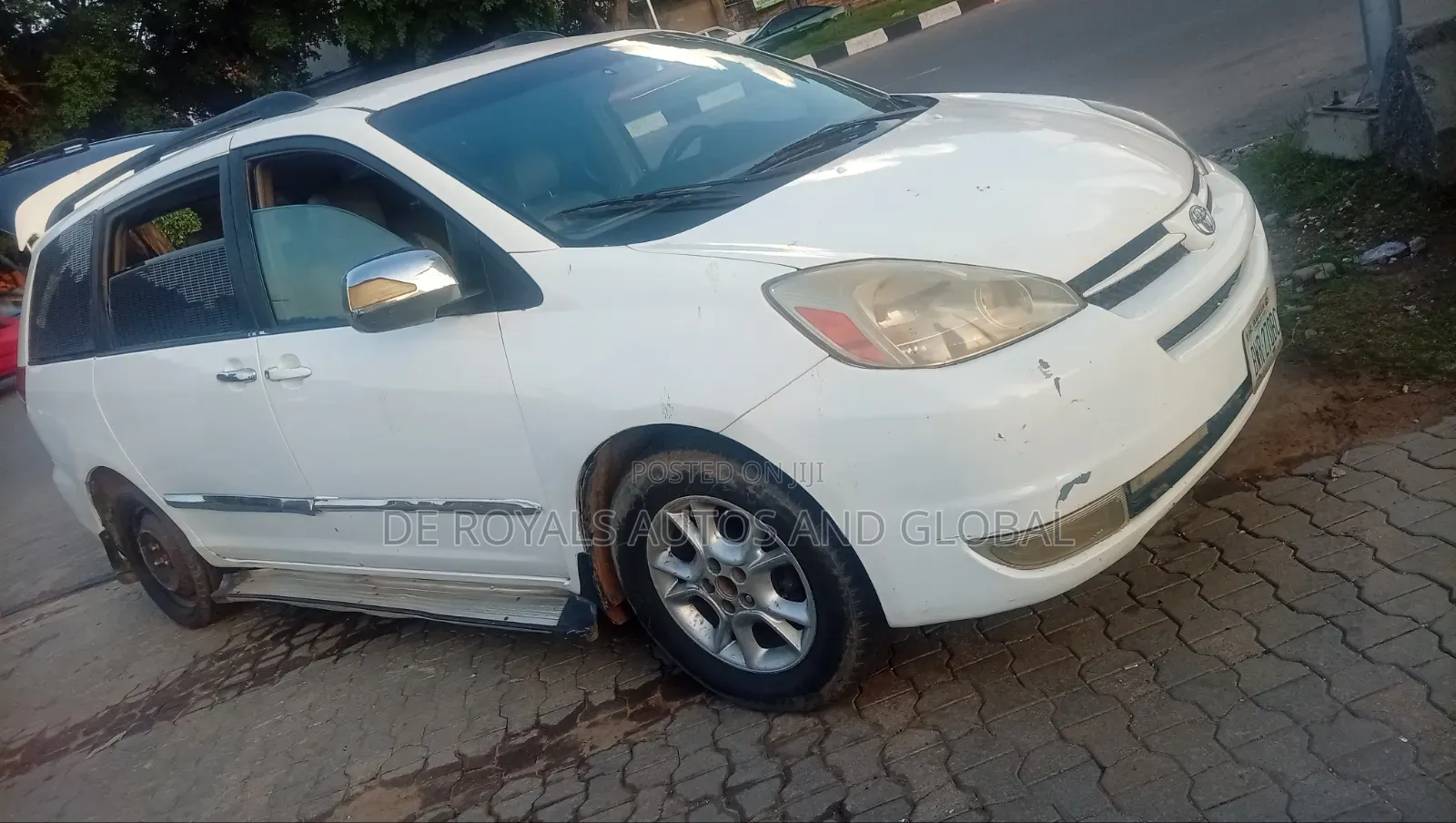 Toyota Sienna 2005 White