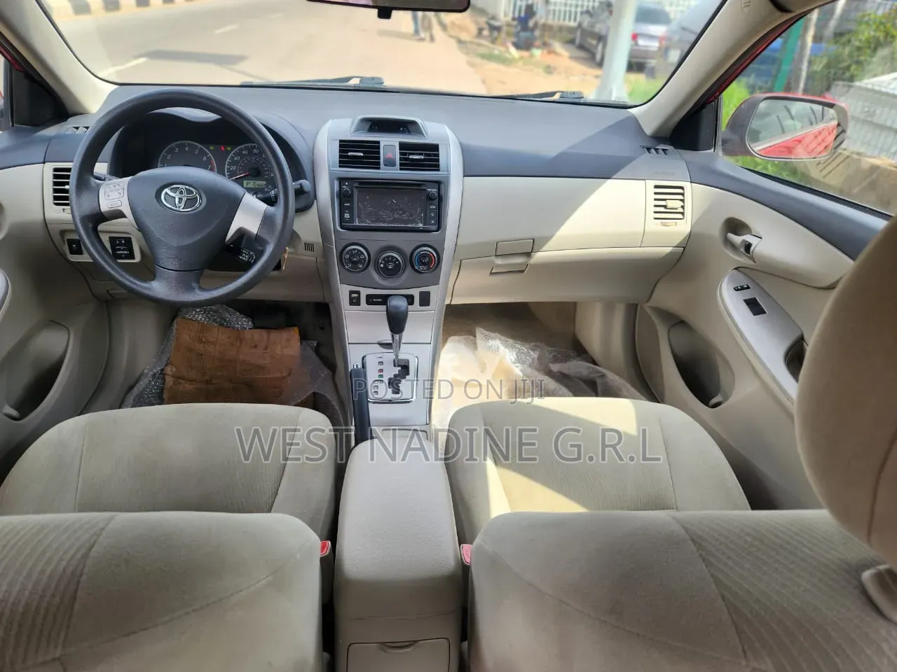 Toyota Corolla LE 4dr Sedan (1.8L 4cyl 4A) 2013 Red
