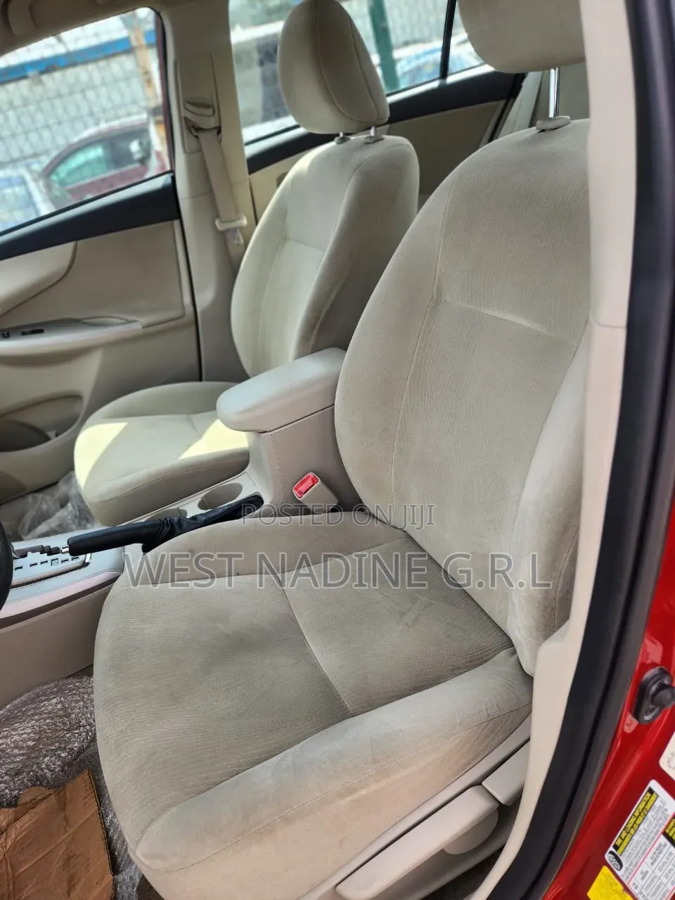Toyota Corolla LE 4dr Sedan (1.8L 4cyl 4A) 2013 Red