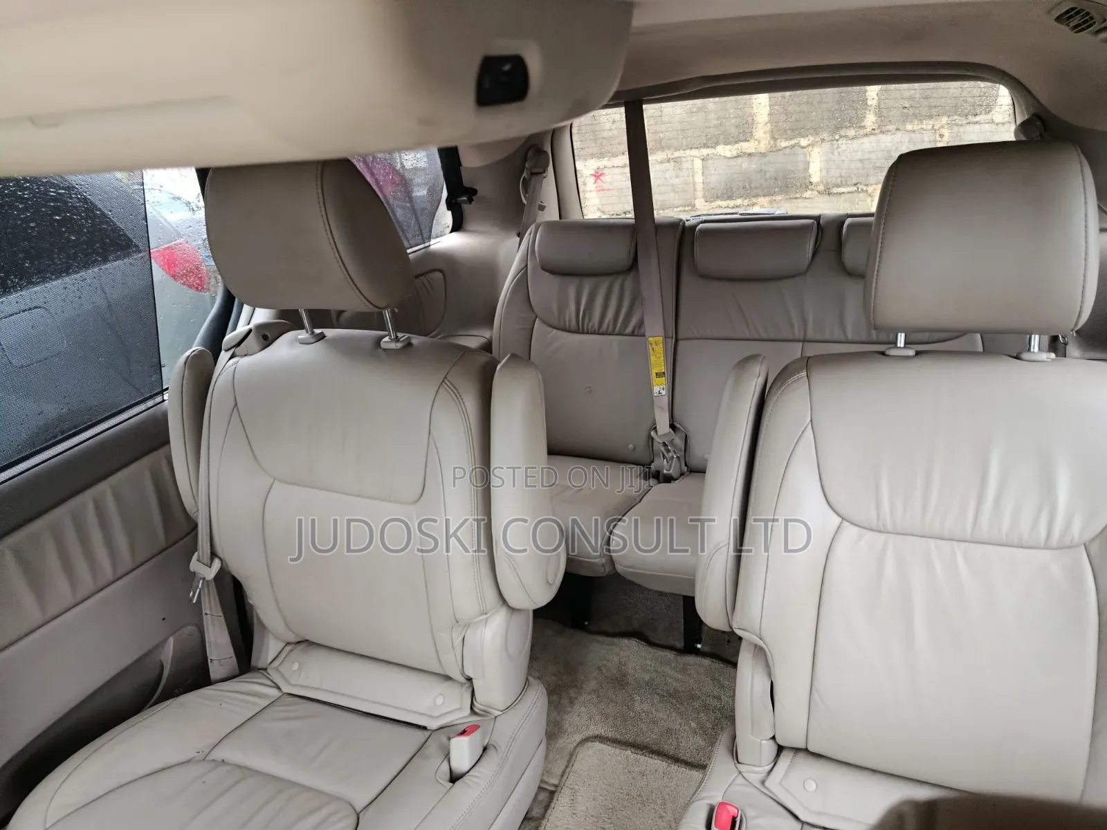 Toyota Sienna 2009 White