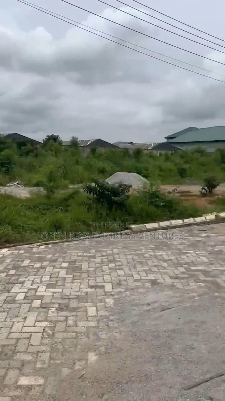 500sqm Land in a Prime Choice of Residence