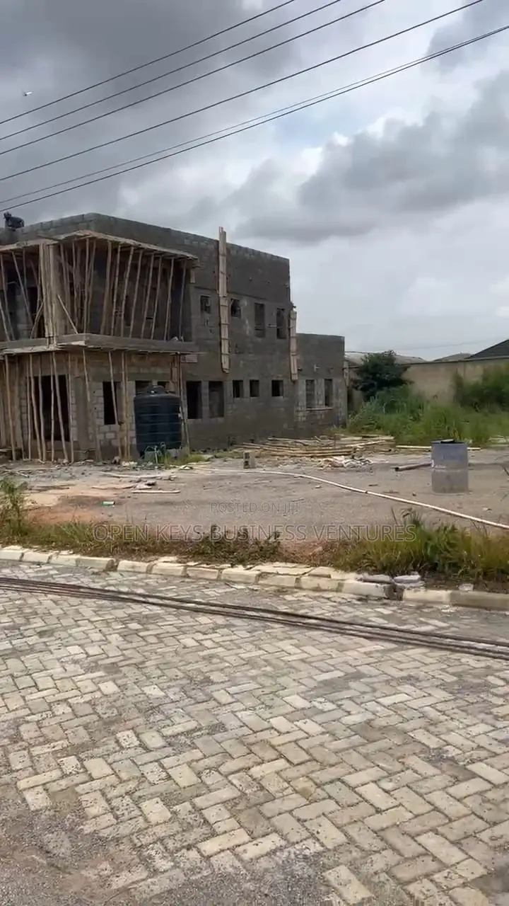 500sqm Land in a Prime Choice of Residence