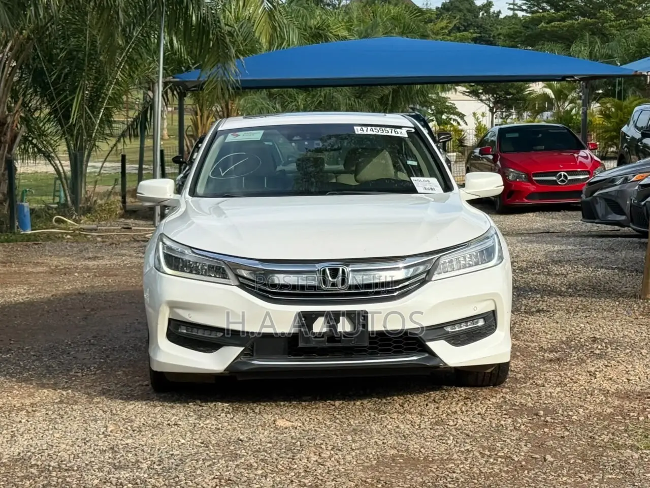 Honda Accord Touring 4dr Sedan FWD (3.5L 6cyl 6A) 2016 White