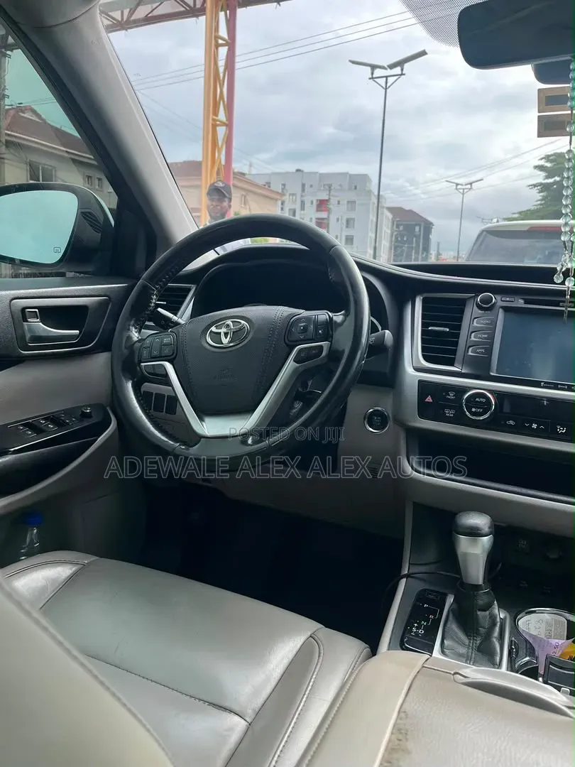 Toyota Highlander 2017 Gray