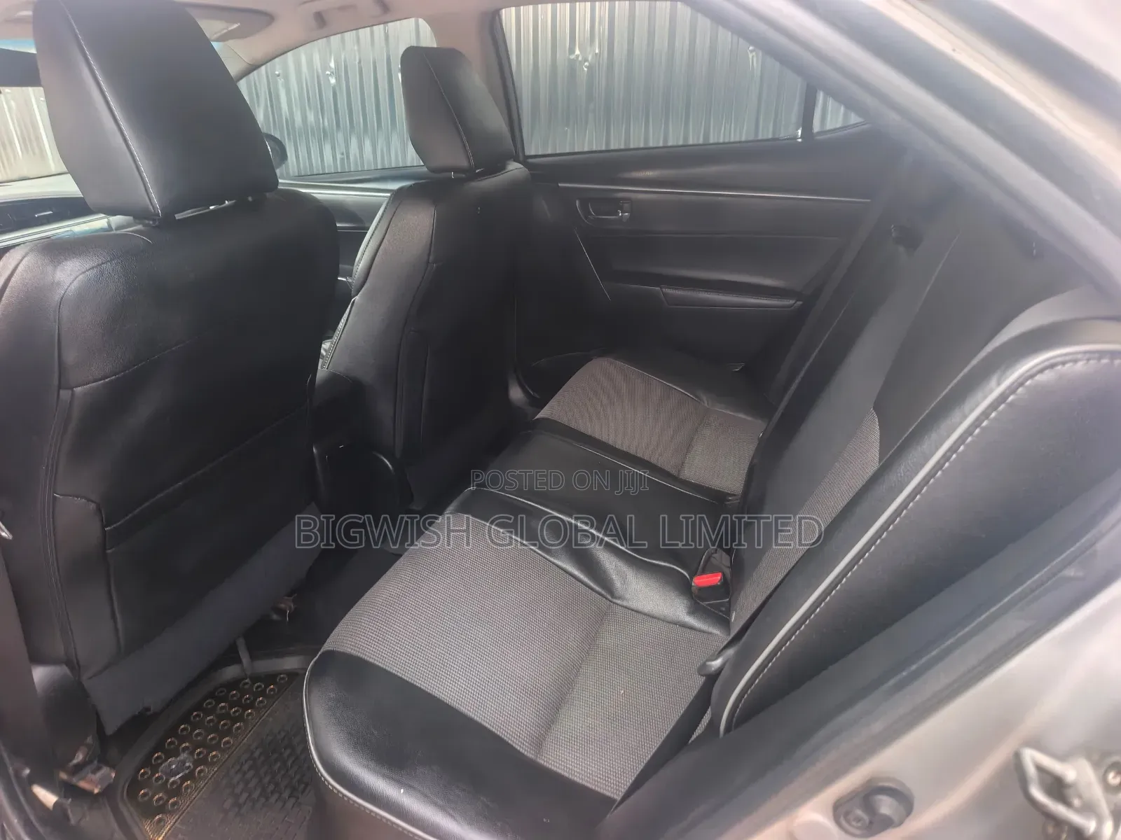 Toyota Corolla 2015 Silver