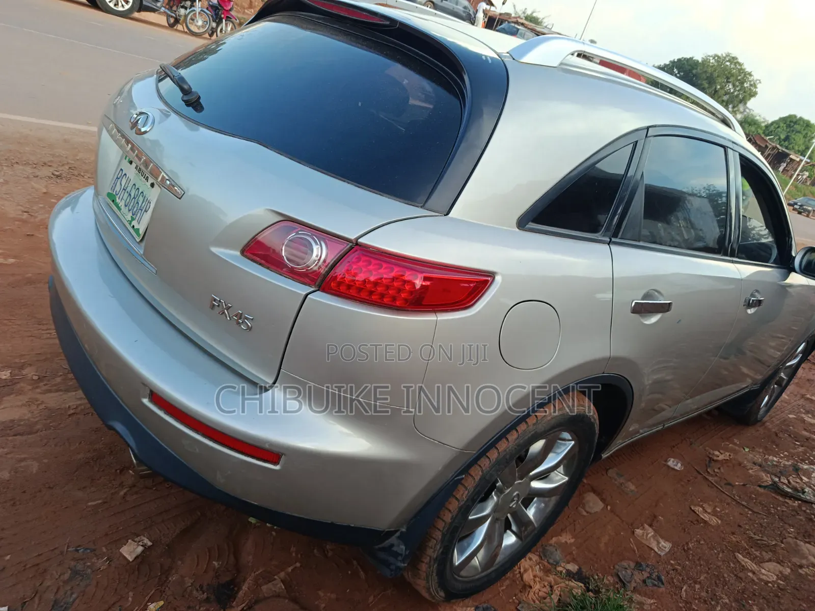 Infiniti FX 2004