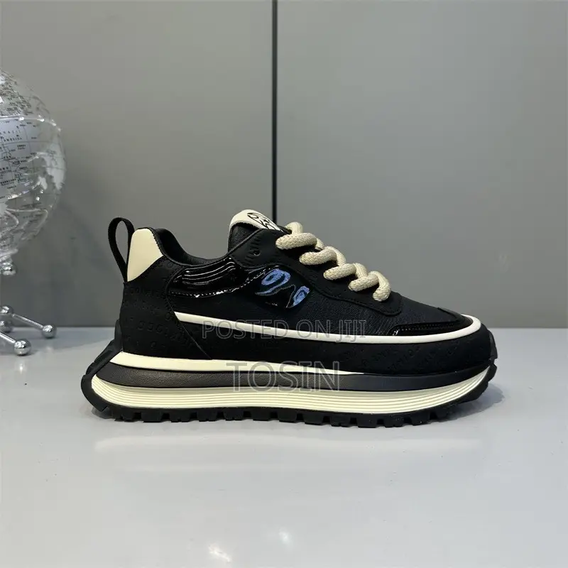 Velocity Max Sneaker