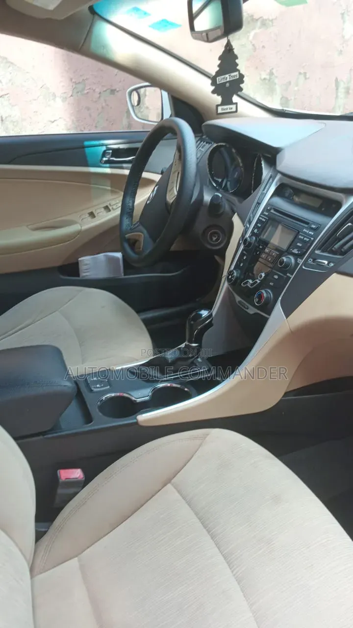 Hyundai Sonata 2012 White