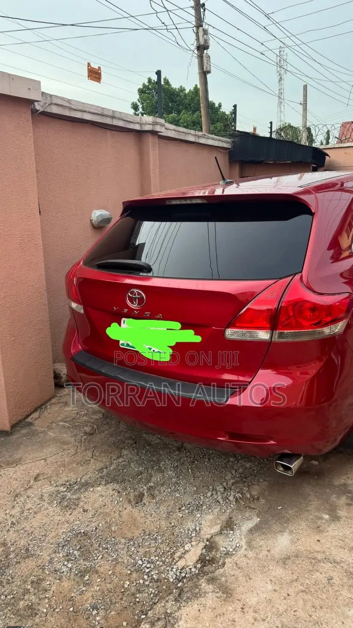 Toyota Venza 2011 Red
