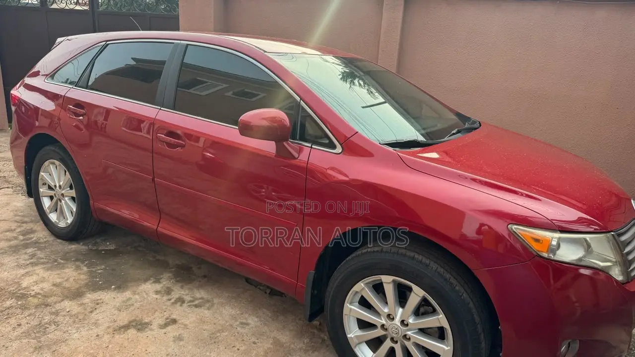 Toyota Venza 2011 Red