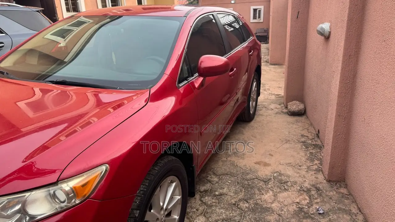 Toyota Venza 2011 Red