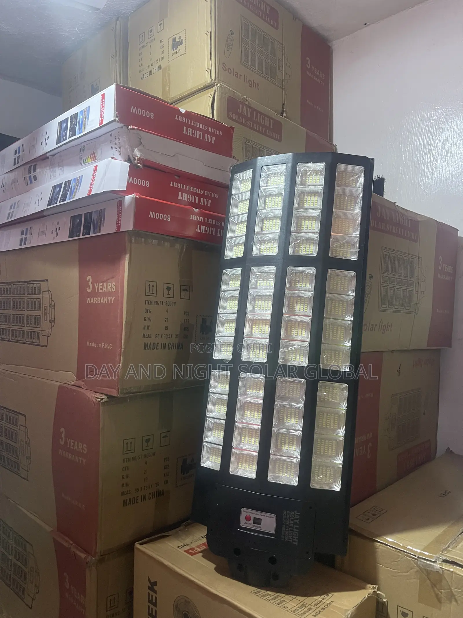 8000 Watts Jay Light Solar Street Light
