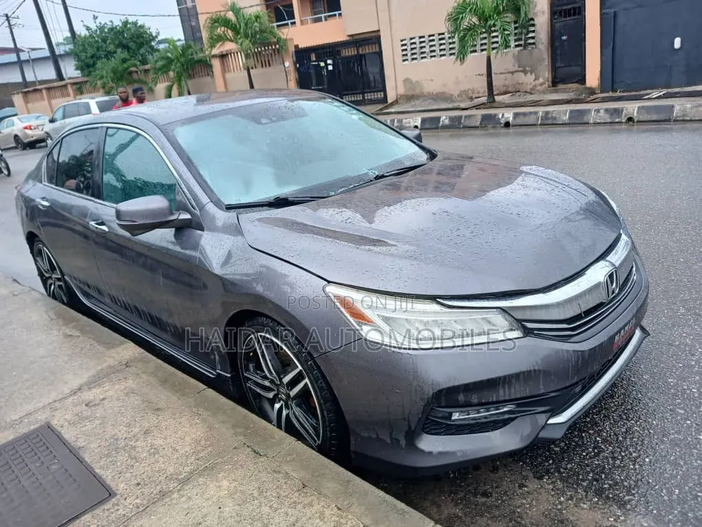 Honda Accord 2016 Gray