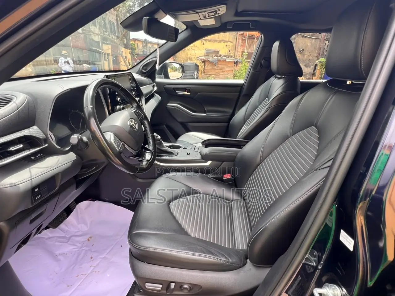 Toyota Highlander XSE 2021 Blue