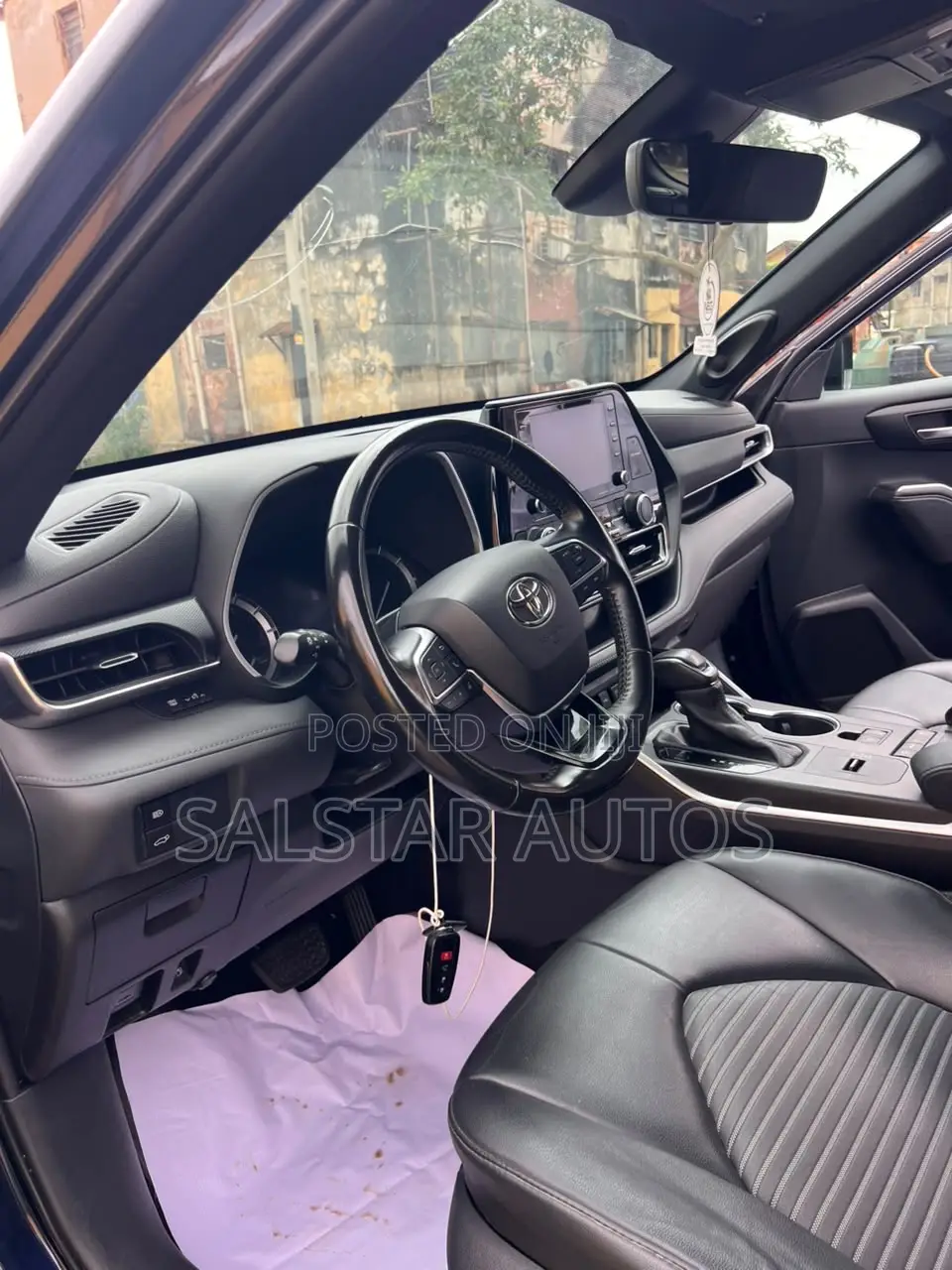 Toyota Highlander XSE 2021 Blue