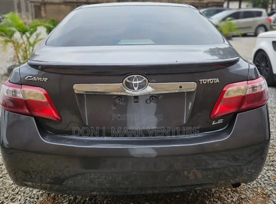 Toyota Camry 2009 Gray