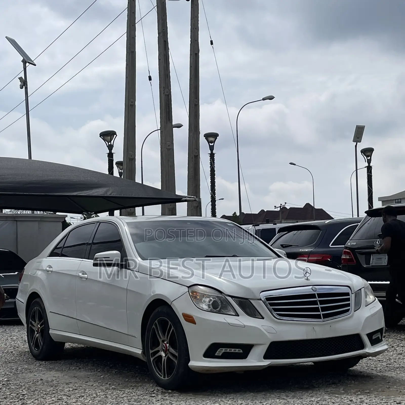 Mercedes-Benz E350 Base 4Matic Sedan AWD (3.5L 6cyl 7A) 2010 White
