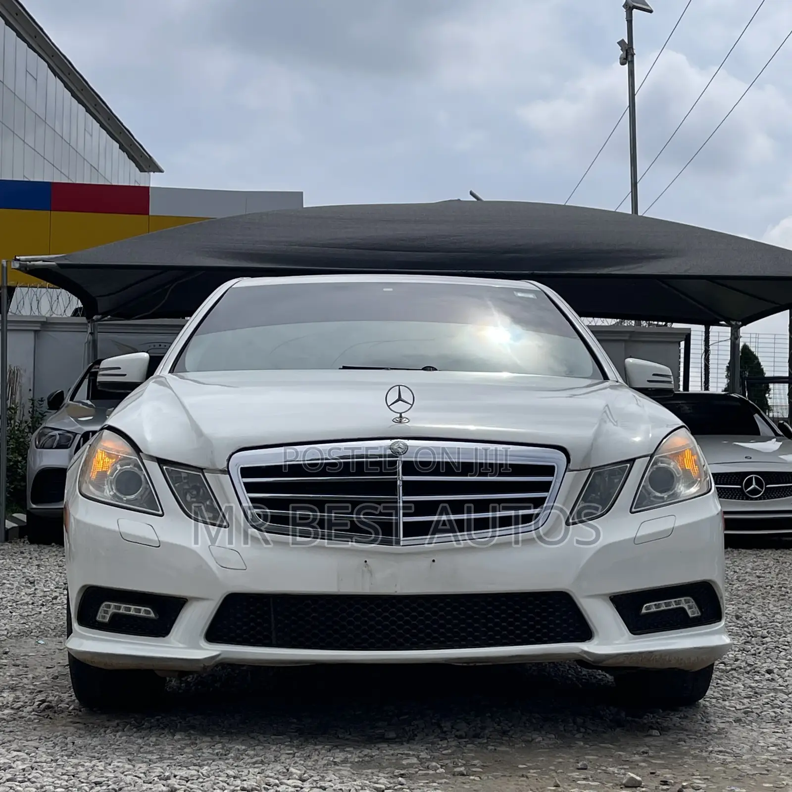 Mercedes-Benz E350 Base 4Matic Sedan AWD (3.5L 6cyl 7A) 2010 White