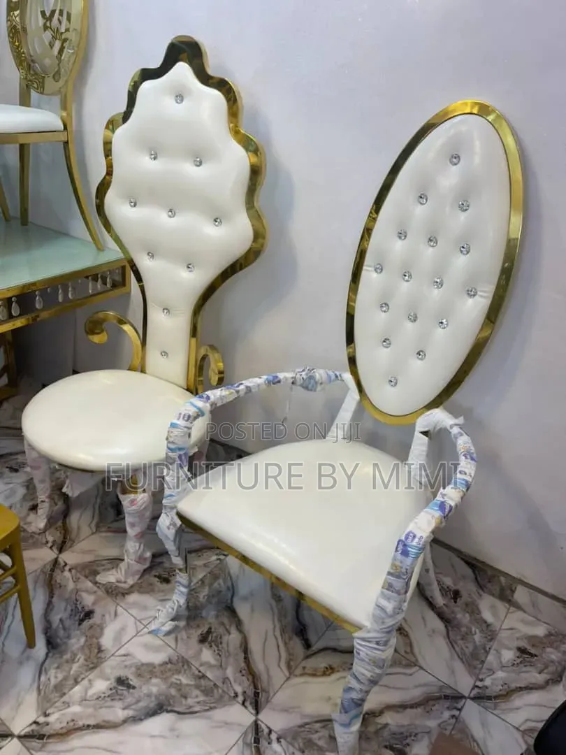 Luxury Gold White High-Back Wedding Throne Chairs (Pair)