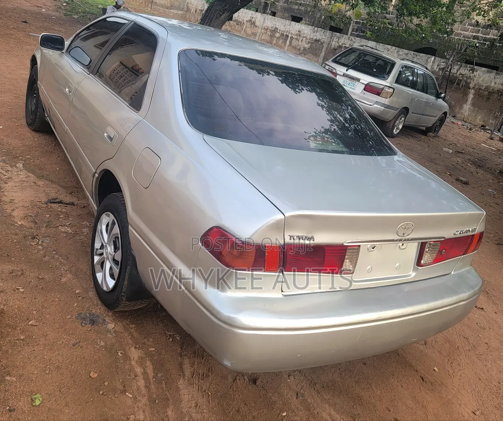Toyota Camry LE 4dr Sedan (2.4L 4cyl 5M) 2002 Silver