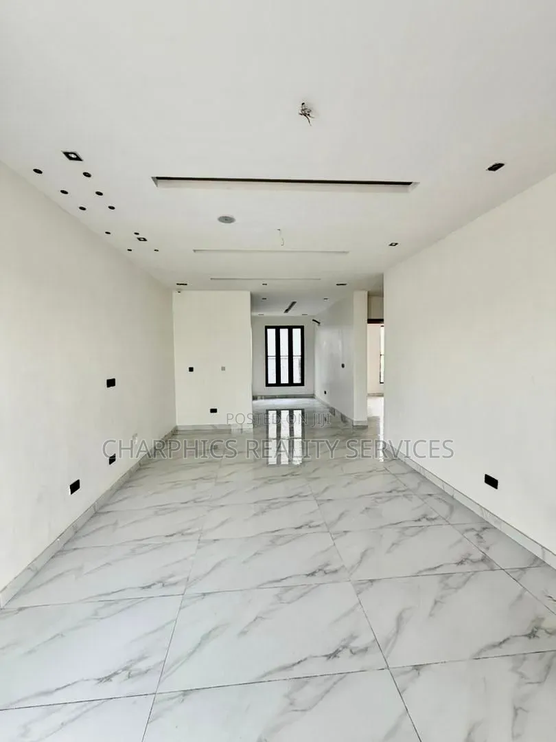 2bdrm Apartment in Ologolo for rent